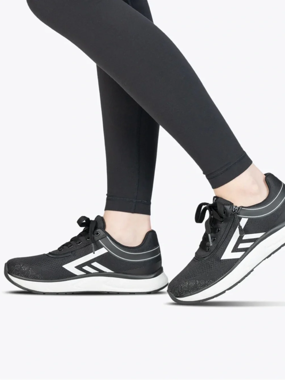 Billy Sport Inclusion Black White 2Stripe Zip Lace Adaptive 9.5 W Sneakers NIB